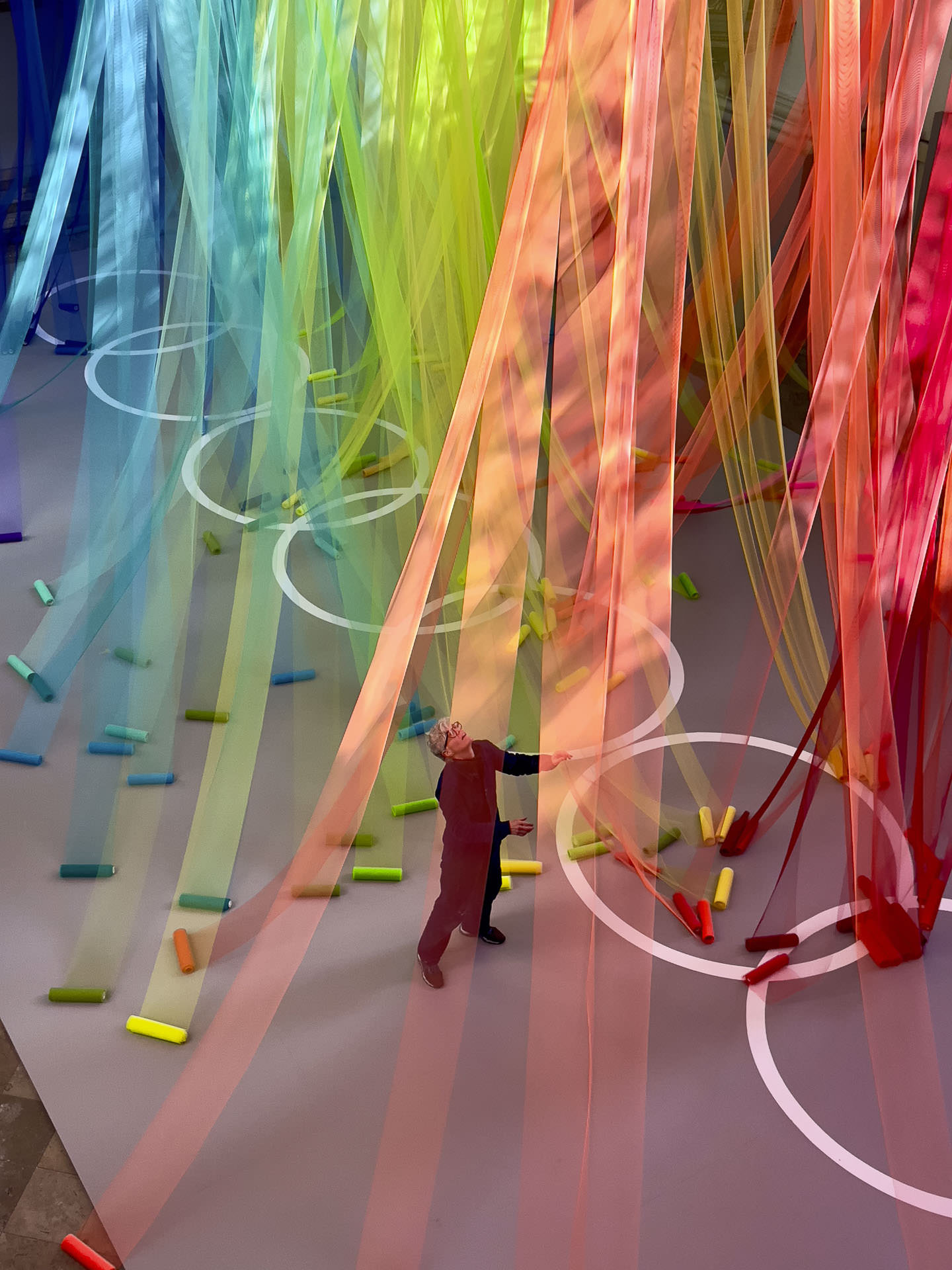 Ausstellung MARTINA SALZBERG ∙ LUX LEVIS, Studienkirche St. Josef, 2025, Fotocredit: Hans Mitterer Ausstellung MARTINA SALZBERG ∙ LUX LEVIS, Studienkirche St Josef, 2025, Fotocredit: Hans Mitterer