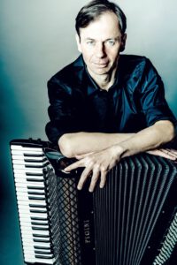 Prof  Hans Maier, Akkordeon